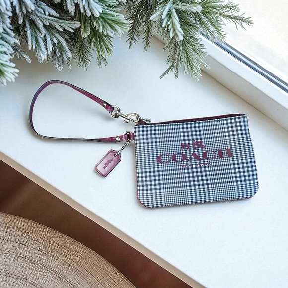 Coach Peyton Plaid Wristlet Cranberry Black White - Picture 1 of 6